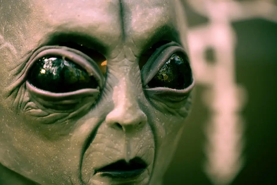 Alien Abduction: Mary Jane & The Planet People
